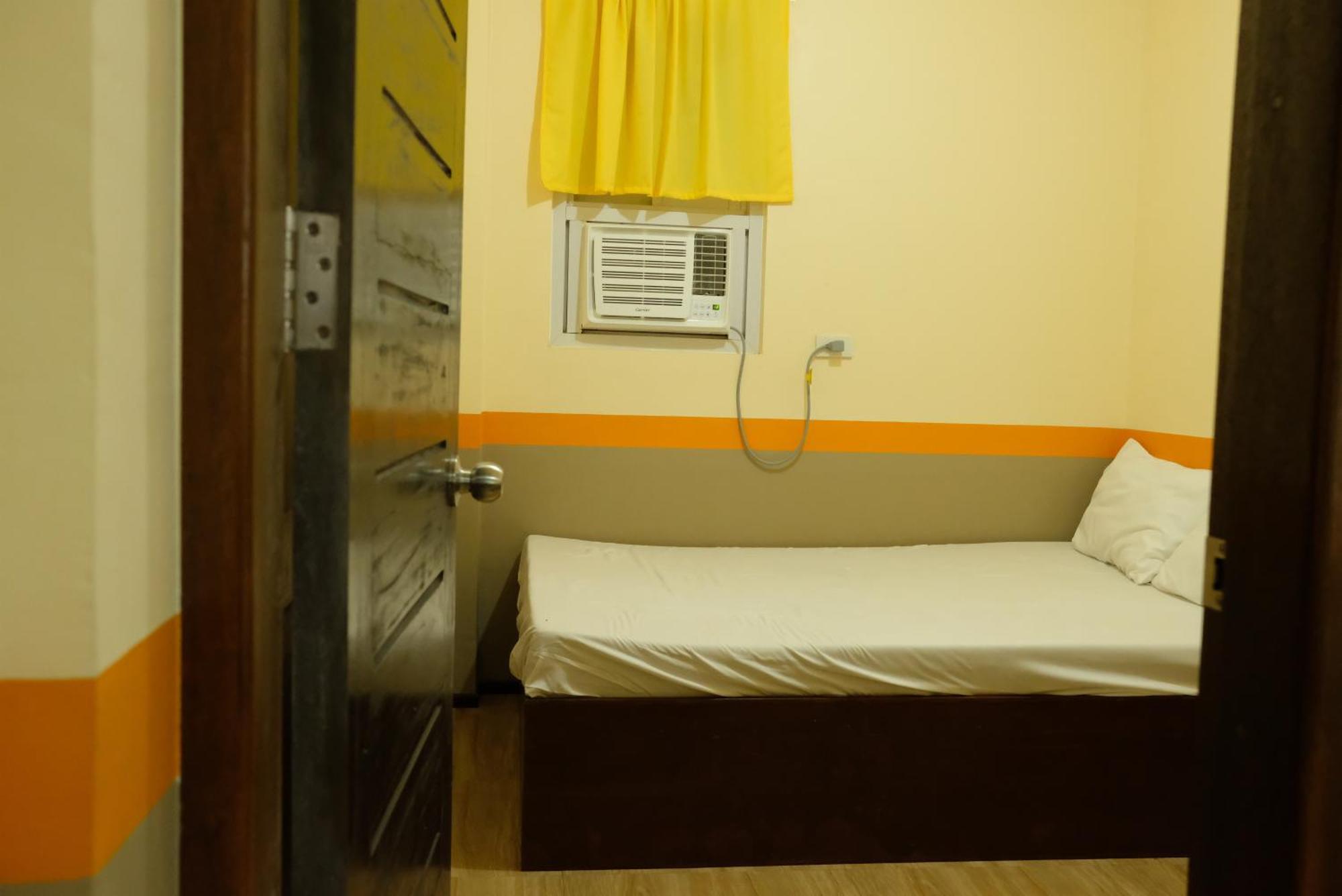 Vieda Hotel Caticlan Bagian luar foto