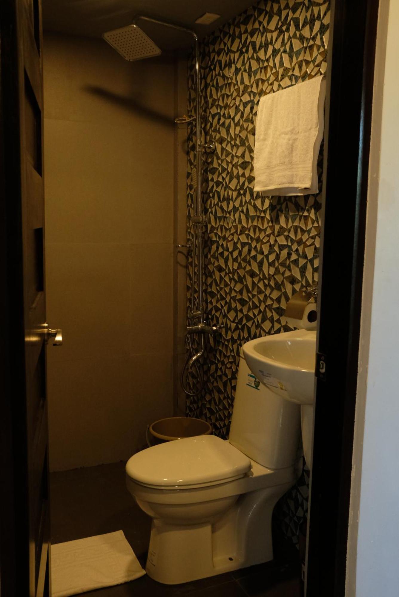 Vieda Hotel Caticlan Bagian luar foto