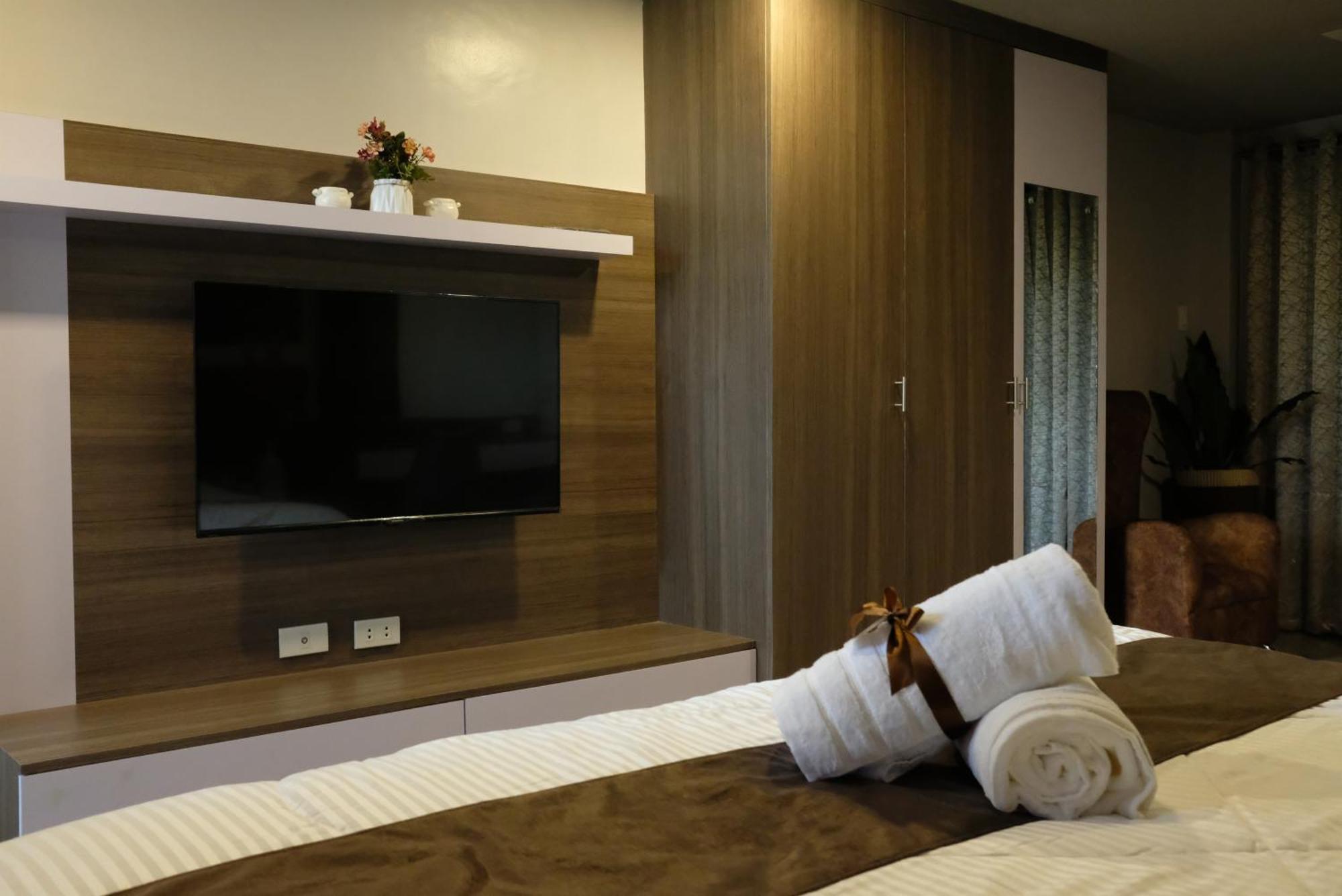 Vieda Hotel Caticlan Bagian luar foto